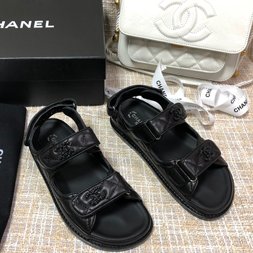 25위 CHANEL 샤* 샌들 봄신상 (250사이즈 주문제작) A107638390