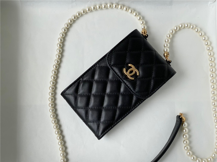 CHANEL 샤* 진주 폰백 AS81086