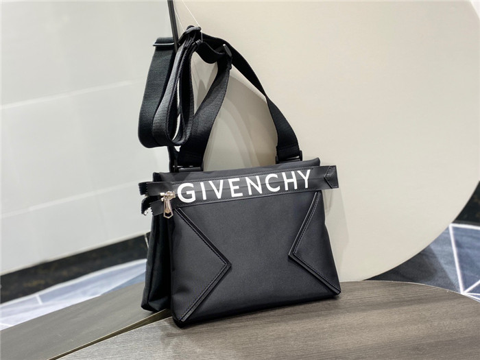 GIVENCHY 지** 크로스백 G25100