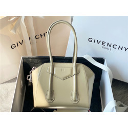 GIVENCHY 지** 미니 안티고나백 G38710