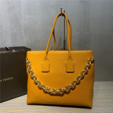 BOTTEGA VENETA 보**베** 토트&숄더백 V48099