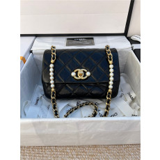 CHANEL 샤* 플랩백 스몰 20CM AS3000