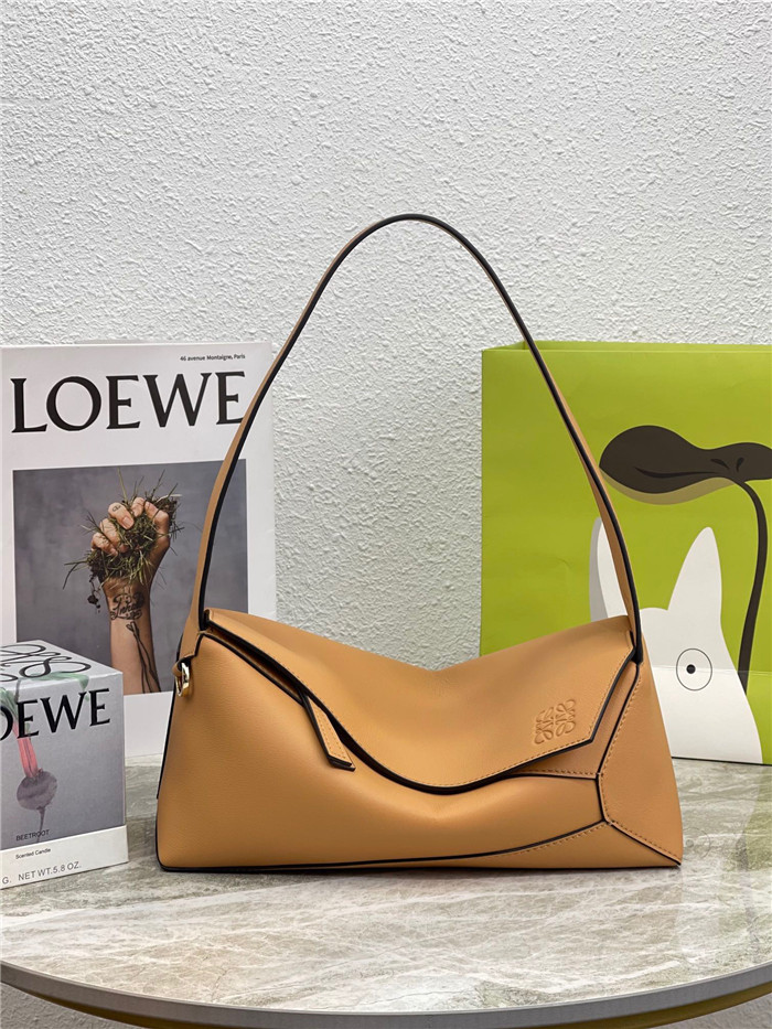 LOEWE 로** 퍼즐 호보백 L25400