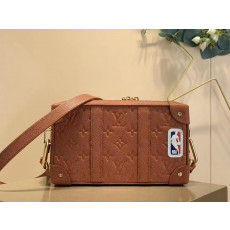  루이** NBA 소프트 트렁크 월릿 M80549