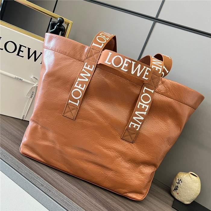 LOEWE 로** 카프스킨 폴드 쇼퍼백 L6088